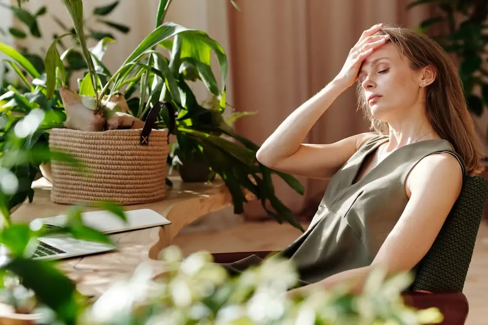 Why Do You Get Withdrawal Headaches From Alcohol Detox?